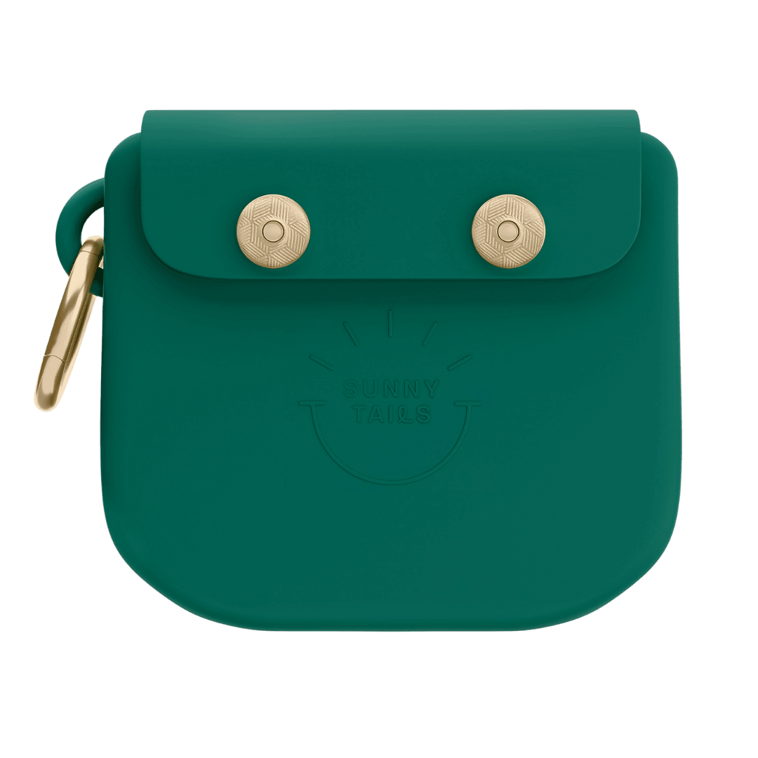 Pochette à friandises pour chien en silicone aimantée Sunny Tails – coloris vert