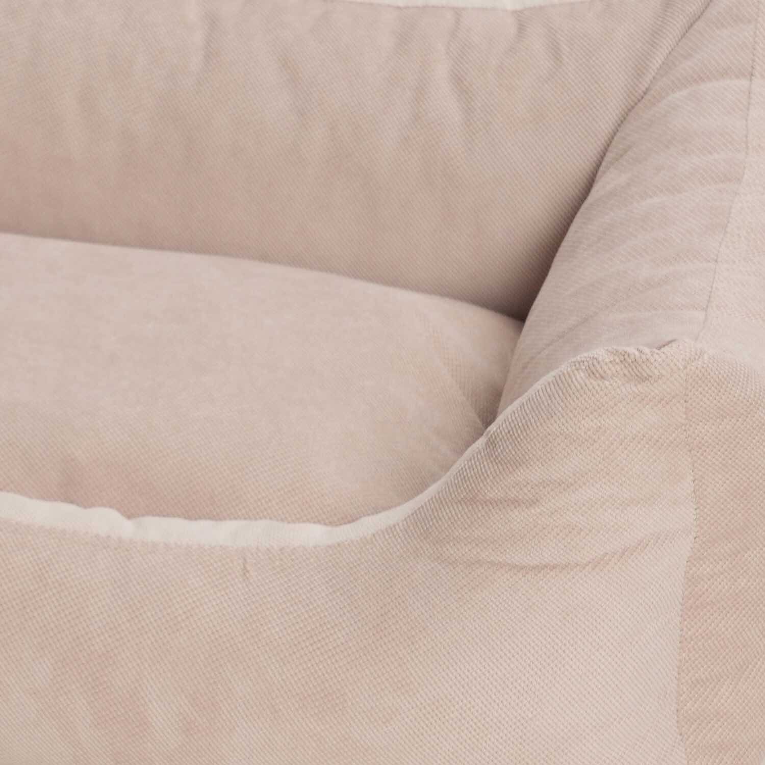 détail du lit pour chien avec coussin amovible et fond antidérapant